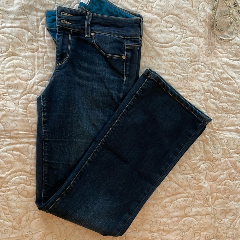 Paige Hidden Hills jeans size 29